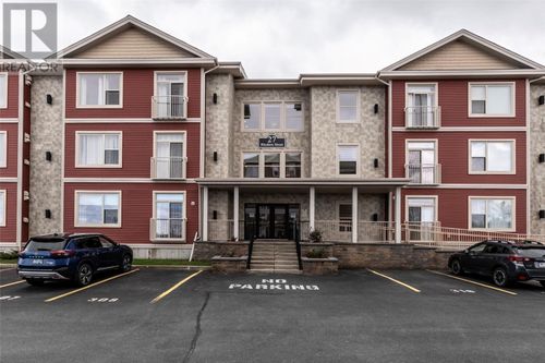 203-27 Rhodora St, St. John's, NL, A1A0M8 | Card Image