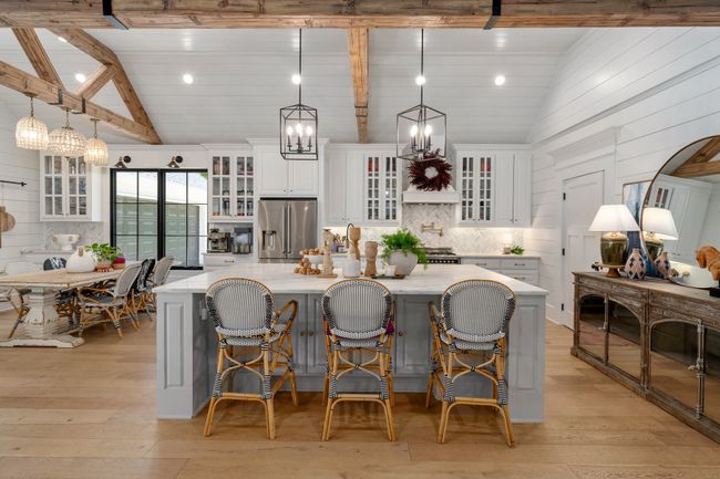 1901 Spring Mountain Rd, House other with 4 bedrooms, 4 bathrooms and null parking in Cross Roads TX | Image 12