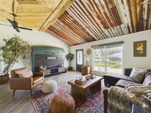 2725 Redbud Ln, Alvin, TX, 77511-3848 | Card Image