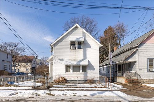 3180 W 46th St, Cleveland, OH, 44102-5996 | Card Image