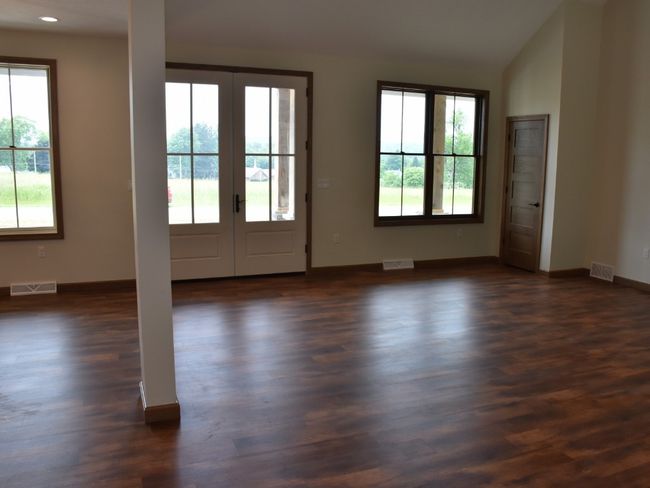 15990 Meadow Dr, House other with 3 bedrooms, 4 bathrooms and null parking in Saegertown PA | Image 14