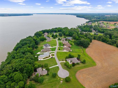 12919 Saint Andrew Dr, Athens, AL, 35611-8068 | Card Image