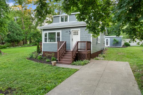 138 Vernon St, Williams Bay, WI, 53191-9631 | Card Image