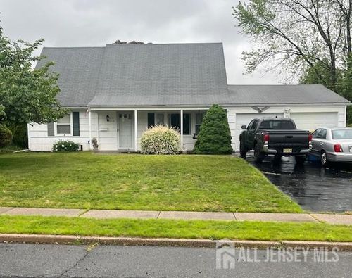 12 Landry Rd, Somerset, NJ, 08873-2243 | Card Image