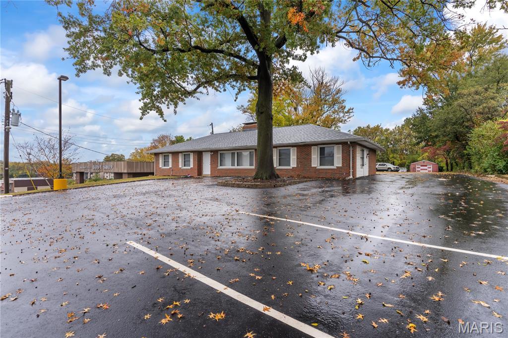 Commercial Lease in Unincorporated