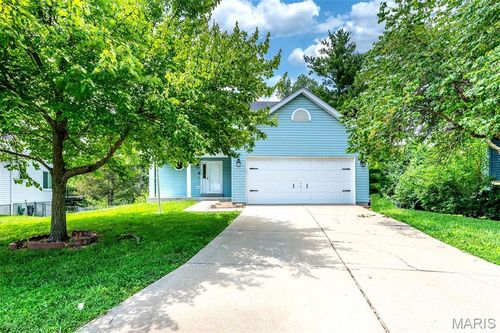 822 Estes Park Dr, Saint Peters, MO, 63376-2097 | Card Image