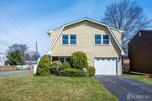 76 Pleasant Ave, Iselin, NJ, 08830-2369 | Card Image