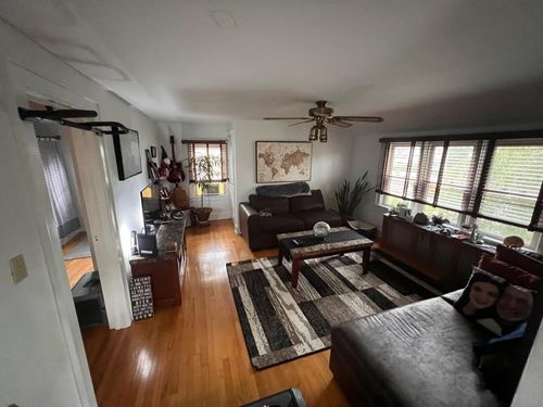 62 Penataquit Pl, Huntington, NY, 11743-2472 | Card Image