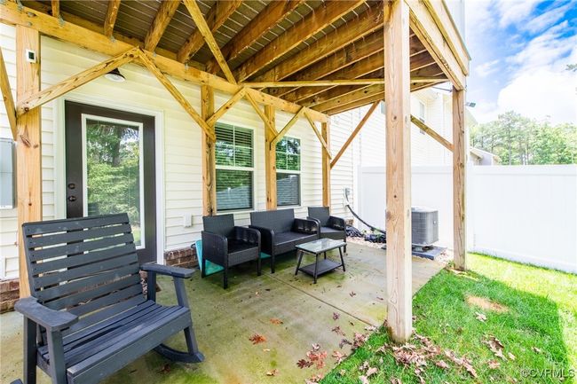 View of patio / terrace featuring an outdoor living space | Image 41