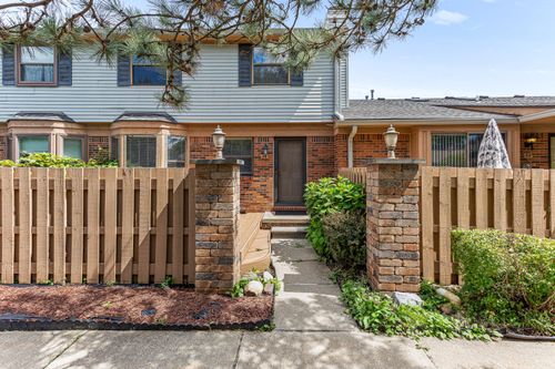 1891 Vine Way Dr, Canton, MI, 48188-1851 | Card Image