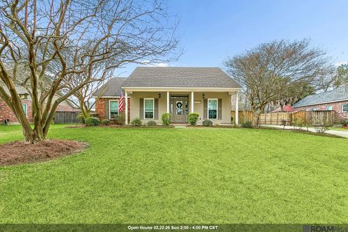 7640 Hickory Ridge Dr, Denham Springs, LA, 70706-1941 | Card Image