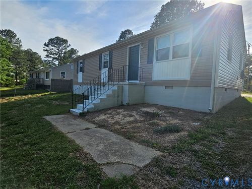15726 Allen Dr, Dinwiddie, VA, 23841-3420 | Card Image