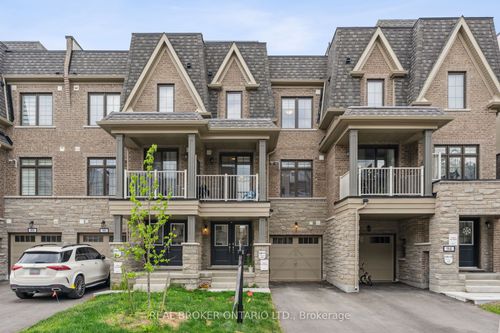 92 William Shearn Cres, Markham, ON, L6C3J4 | Card Image