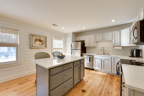 1154 Shoreside Way, Mount Pleasant, SC, 29464-4231 | Card Image