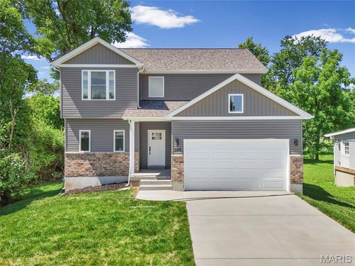 300 Vest Ave, Valley Park, MO, 63088-1732 | Card Image