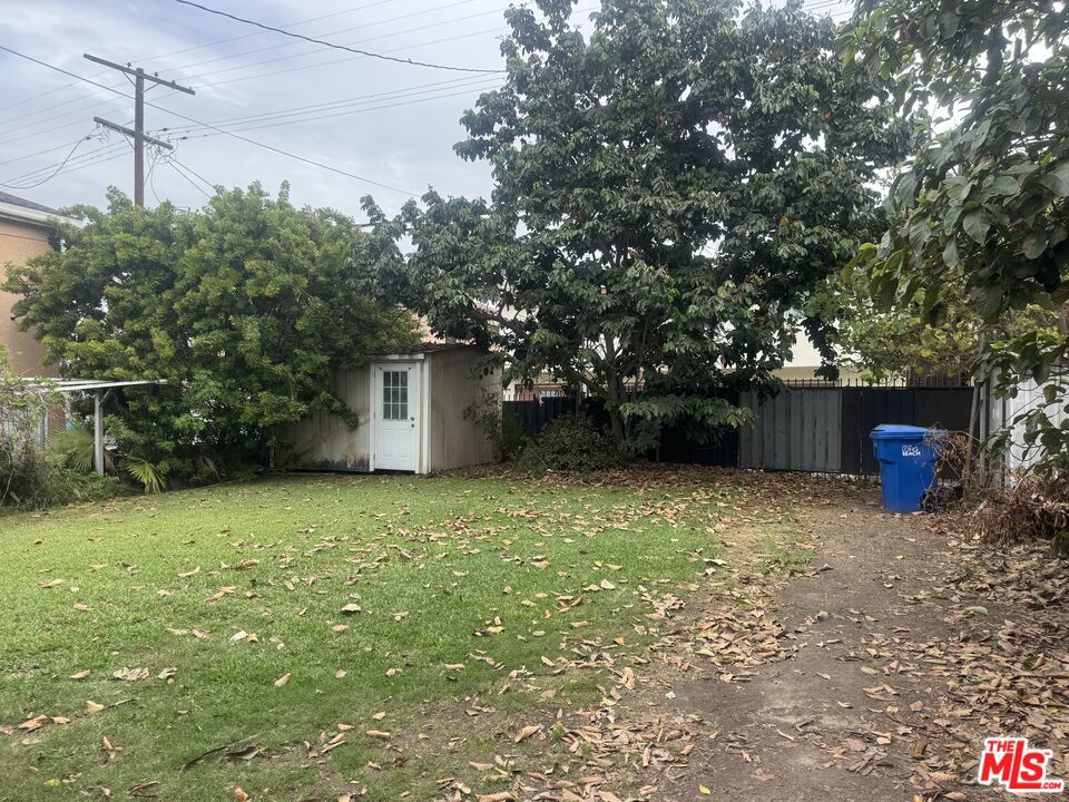 Land in Long Beach