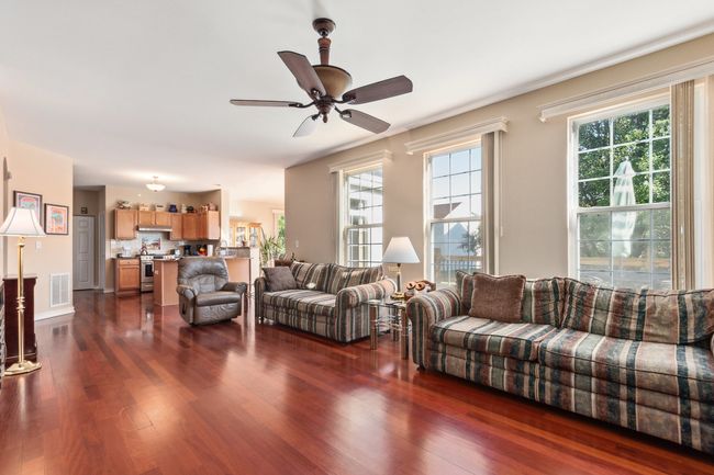 2013 Clarendon Ln, House other with 4 bedrooms, 4 bathrooms and 2 parking in Aurora IL | Image 5