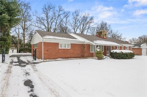 340 Carley Ave, Sharon, PA, 16146-3720 | Card Image