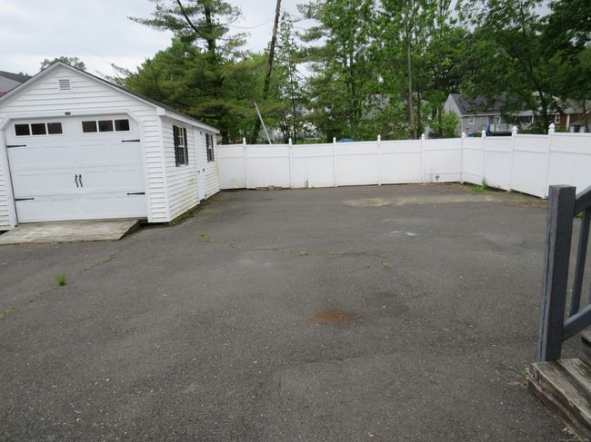 83 Stone St, House other with 3 bedrooms, 1 bathrooms and null parking in Hartford CT | Image 5