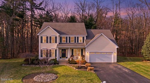 8 Cathywood Ct, Clifton Park, NY, 12065-8729 | Card Image