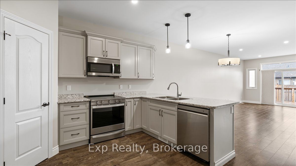 Residential Lease in Belleville 2