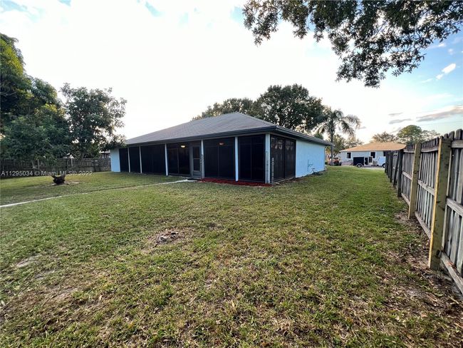 1921 Sw Hickock Ter, House other with 3 bedrooms, 2 bathrooms and null parking in Port St. Lucie FL | Image 58