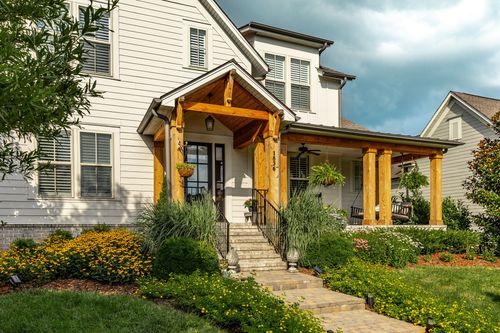 1536 Drakes Creek Rd, Hendersonville, TN, 37075-8637 | Card Image