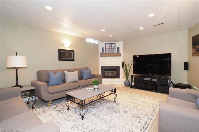 10 Simone Pl, House other with 3 bedrooms, 3 bathrooms and 6 parking in Ayr ON | Image 29