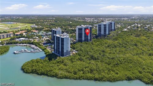 703-425 Cove Tower Dr, NAPLES, FL, 34110-6505 | Card Image