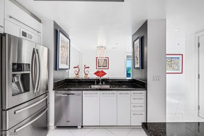UNIT-3409 - 2700 Las Vegas Blvd S, Condo with 2 bedrooms, 3 bathrooms and null parking in Las Vegas NV | Image 21