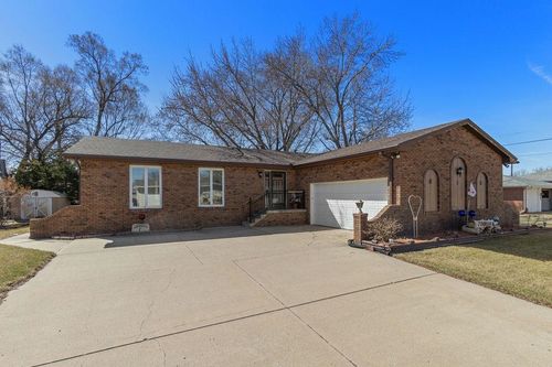 815 2nd St, Columbus, NE, 68601-7845 | Card Image