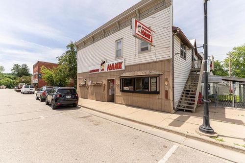 411 Main St, WILTON, WI, 54670-7704 | Card Image