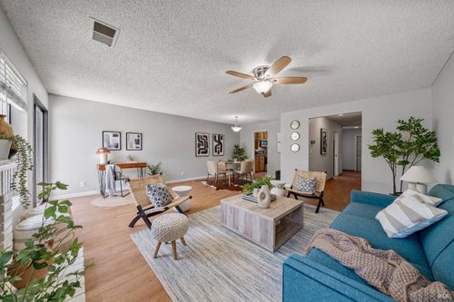 1740 Stuart Ct, Benicia, CA, 94510-1729 | Card Image