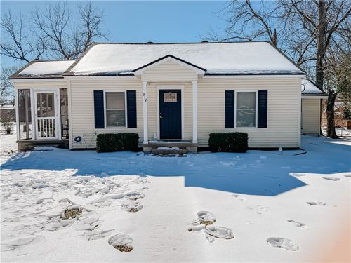 312 E H St, Russellville, AR, 72801-3831 | Card Image