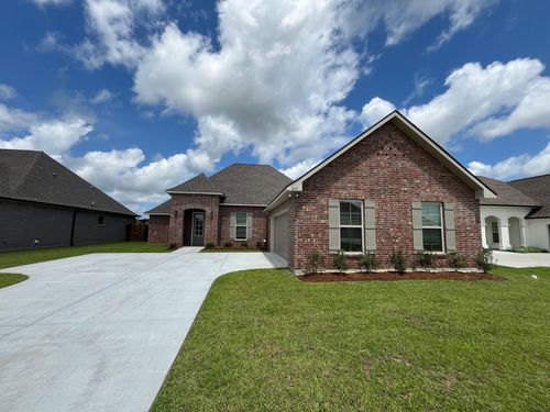 247 Kingswood Ave, Thibodaux, LA, 70301-6227 | Card Image