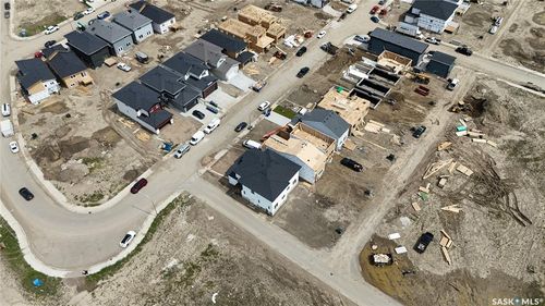 513 Sharma Cres, Saskatoon, SK, S7W0Y3 | Card Image