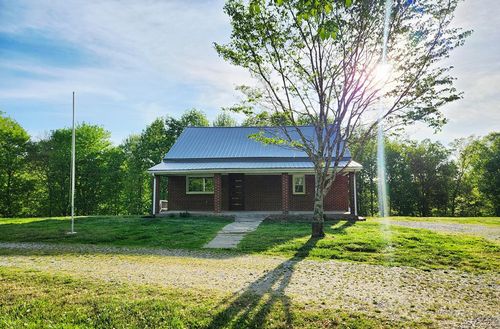 15044 Tucker Ridge Rd, Silver Point, TN, 38582-6327 | Card Image