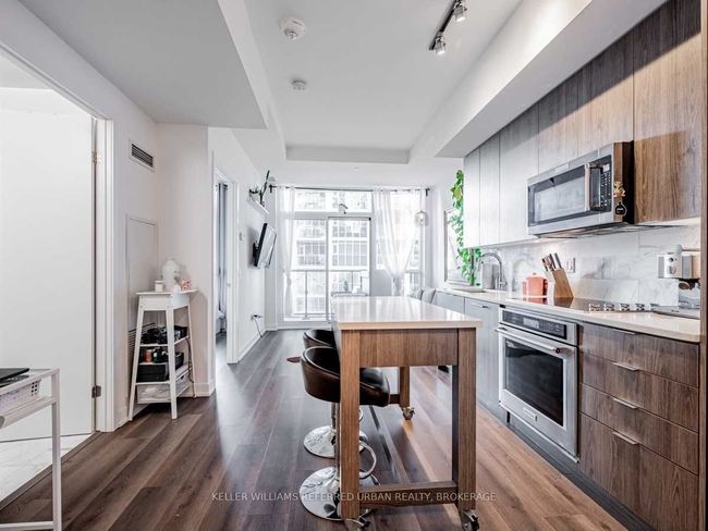 727 - 38 Iannuzzi St, Condo with 1 bedrooms, 1 bathrooms and null parking in Toronto ON | Image 4