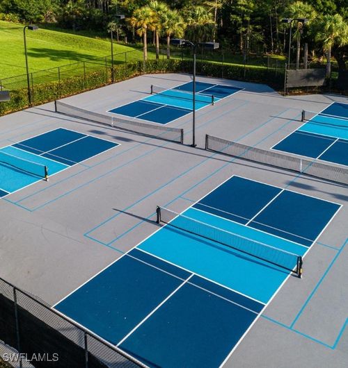 10305 Longleaf Pine Ct, FORT MYERS, FL, 33913-8812 | Card Image