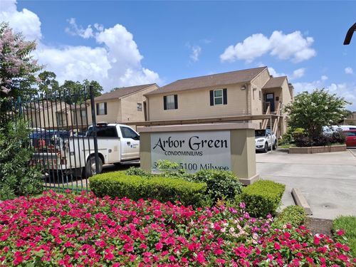apt-79-5000 Milwee St, Houston, TX, 77092-6636 | Card Image