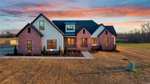 18309 Pepper Hills Dr, Siloam Springs, AR, 72761-8974 | Card Image