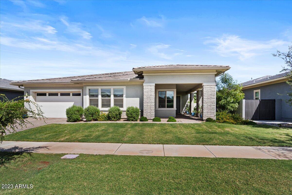 3648 E Arabian Drive, For Sale in Gilbert Zoocasa