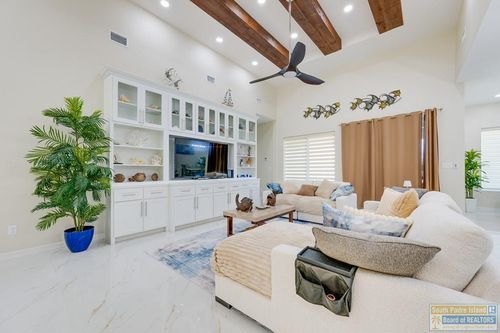 5905 Havana Dr, South Padre Island, TX, 78597-0022 | Card Image