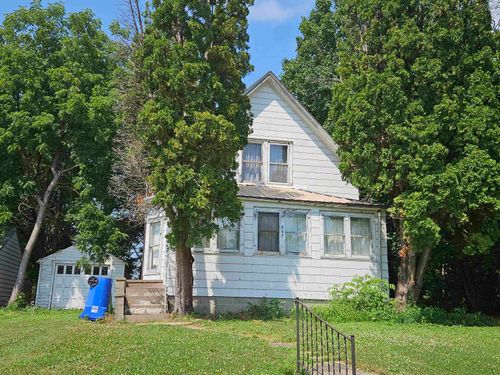 710 Saint Lawrence St, Nashua, IA, 50658-9219 | Card Image
