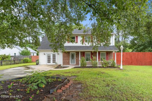 100 W Cameron Ct, Jacksonville, NC, 28546-7926 | Card Image