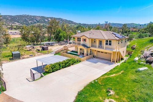 1023 Olive Ave, Ramona, CA, 92065-1511 | Card Image