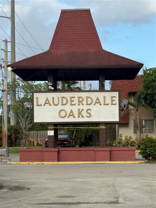 205c-3091 Nw 46th Ave, Lauderdale Lakes, FL, 33313 | Card Image