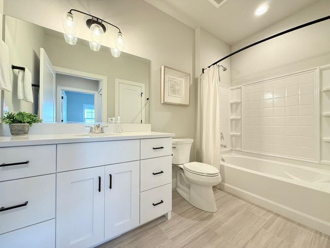 Unit 41 Conservancy Plz, Condo with 2 bedrooms, 2 bathrooms and null parking in Deforest WI | Image 14