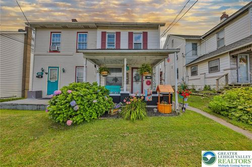 2114 Main St, Whitehall, PA, 18052-4710 | Card Image