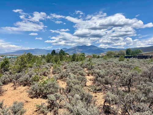 Off Este Es Rd, Taos, NM, 87571 | Card Image